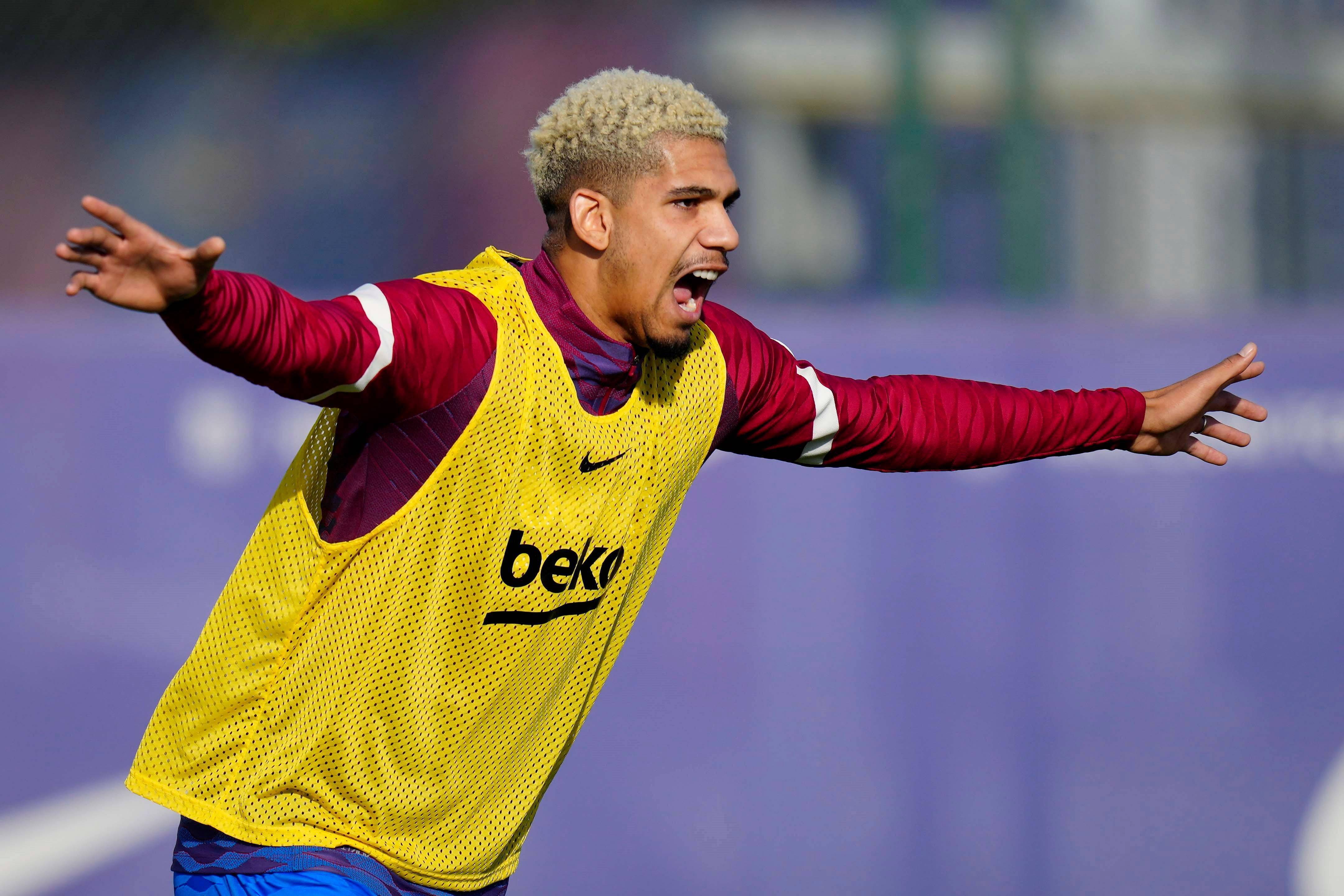 开云体育 官网-赛前里昂备战国王杯，造点机会细节曝光，媒体盛赞，临场指挥获称赞(国王杯赛制几轮)